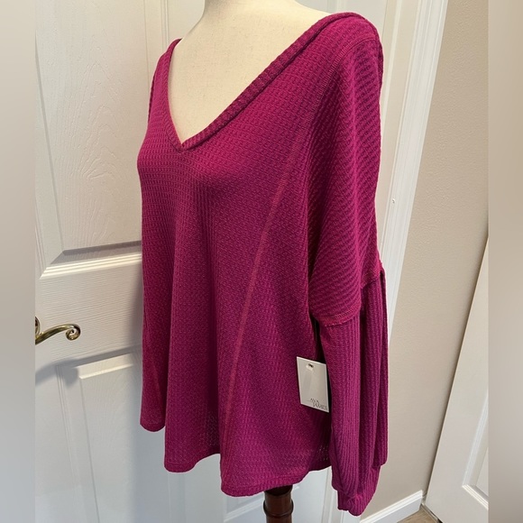 Ava James V-Neck Sweater, Nwt - Picture 2 of 6